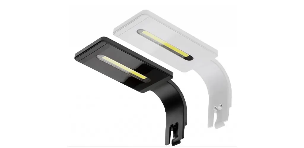Pantallas LED de Aquael modelo Leddy Smart Plant en color blanco y negro.